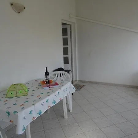 Zita Apartman